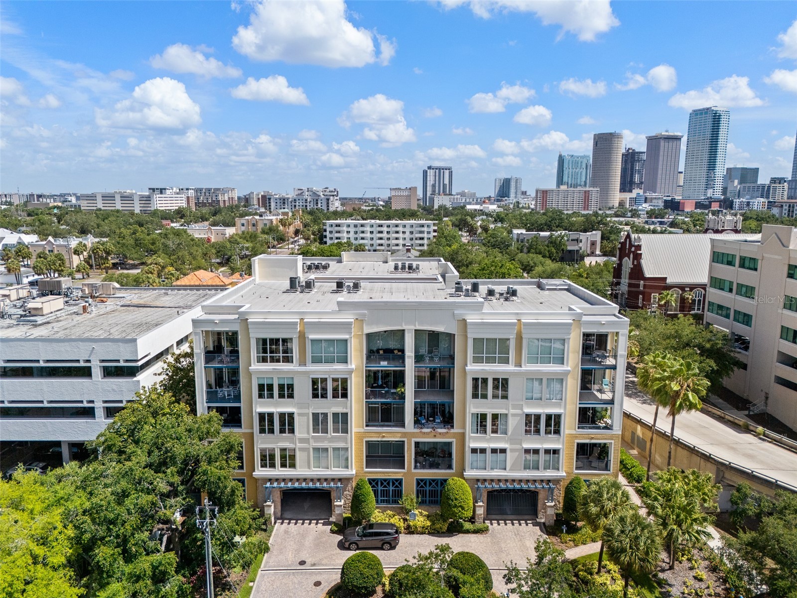 509 W BAY STREET 305