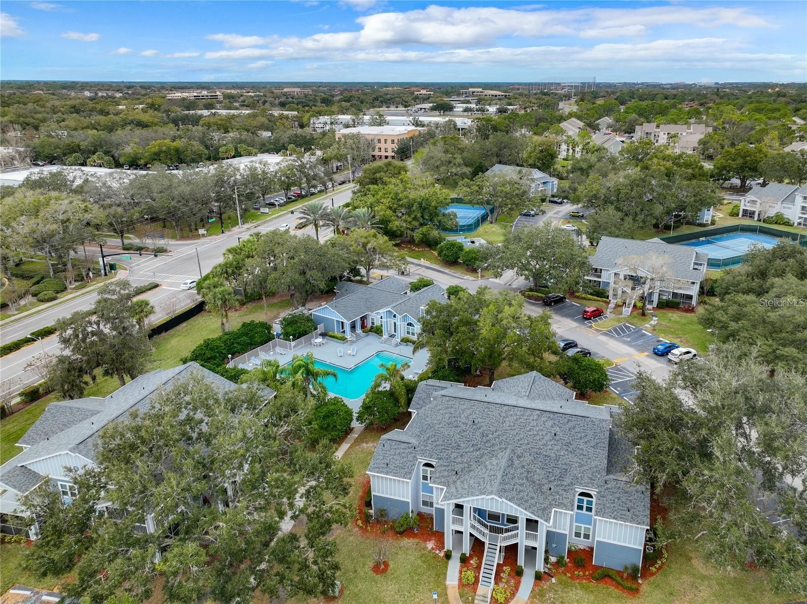 2516 GRASSY POINT DRIVE 200