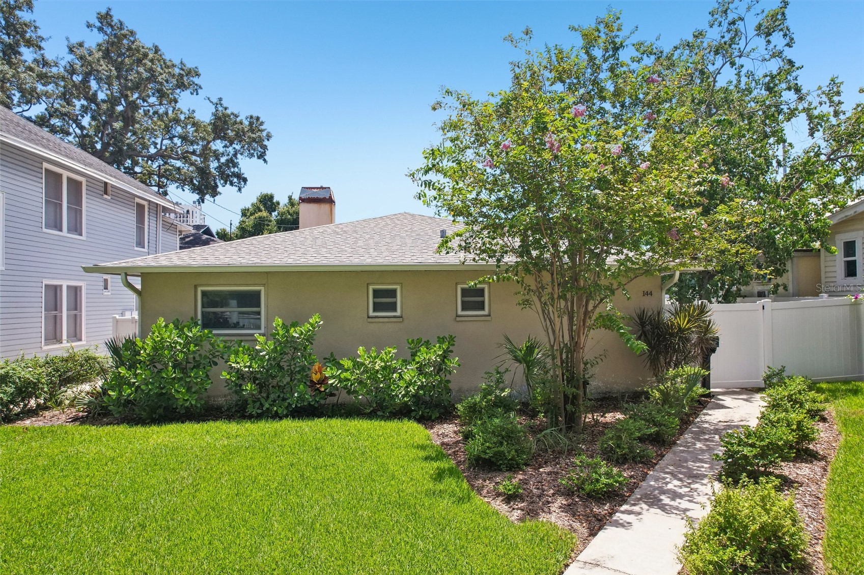 144 8TH AVENUE N