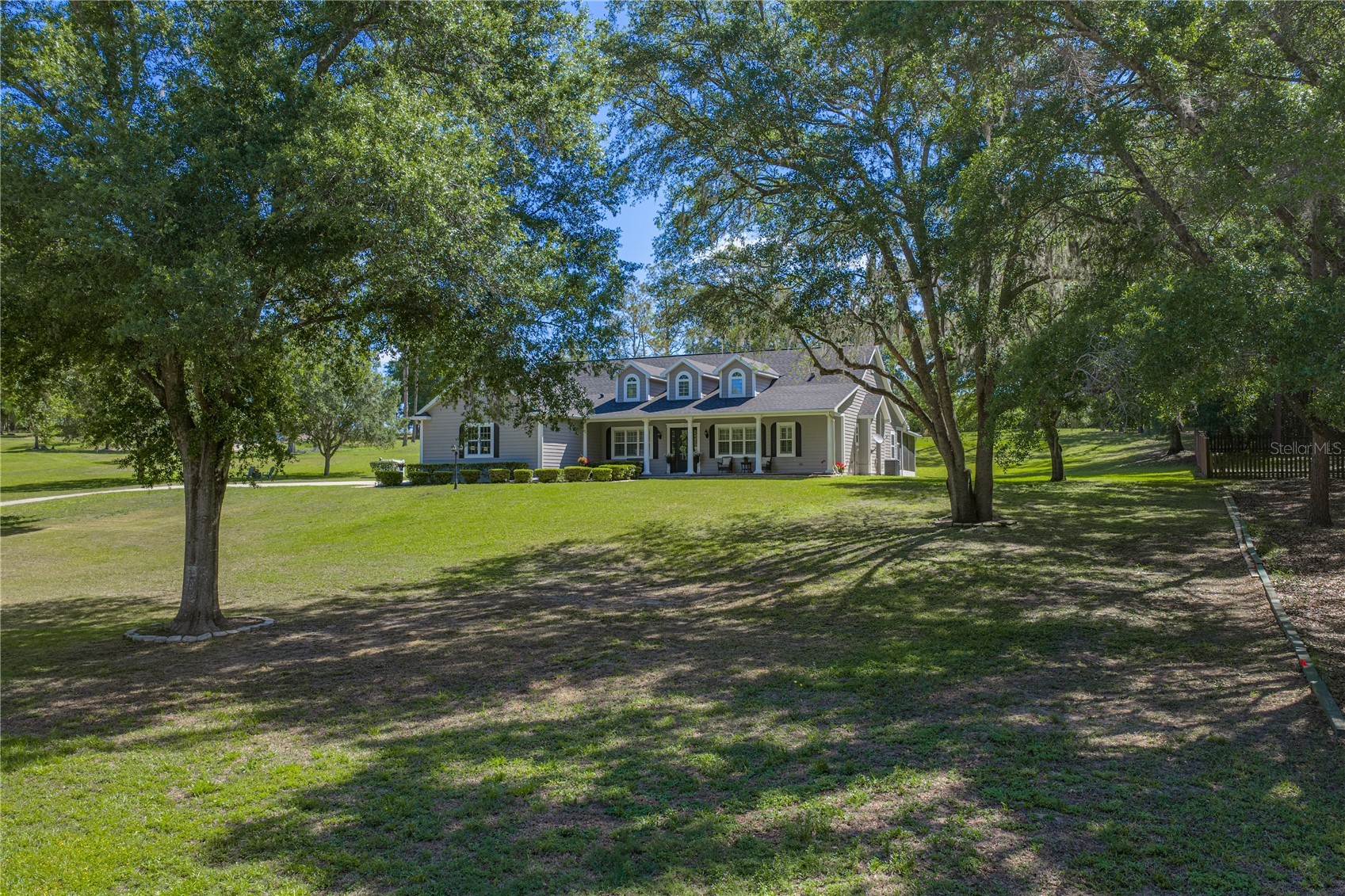 810 SAVANNAH OAKS DRIVE