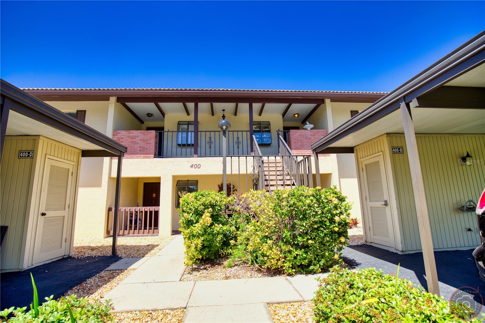 400 MISSION TRAIL E B