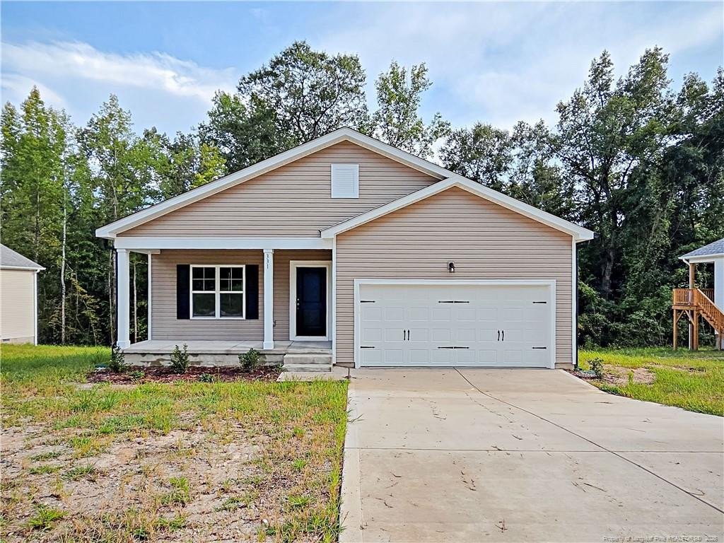 331 Appaloosa Drive, Spring Lake, NC 28390
