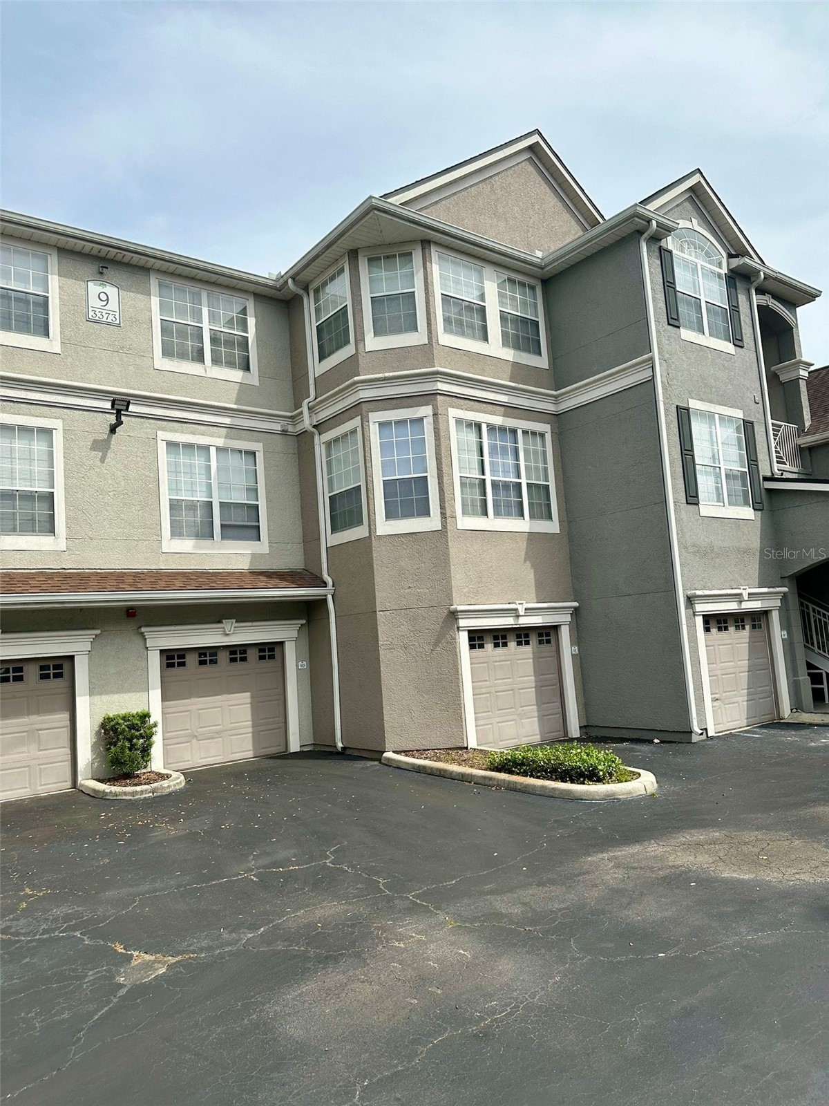 3373 S KIRKMAN ROAD 939