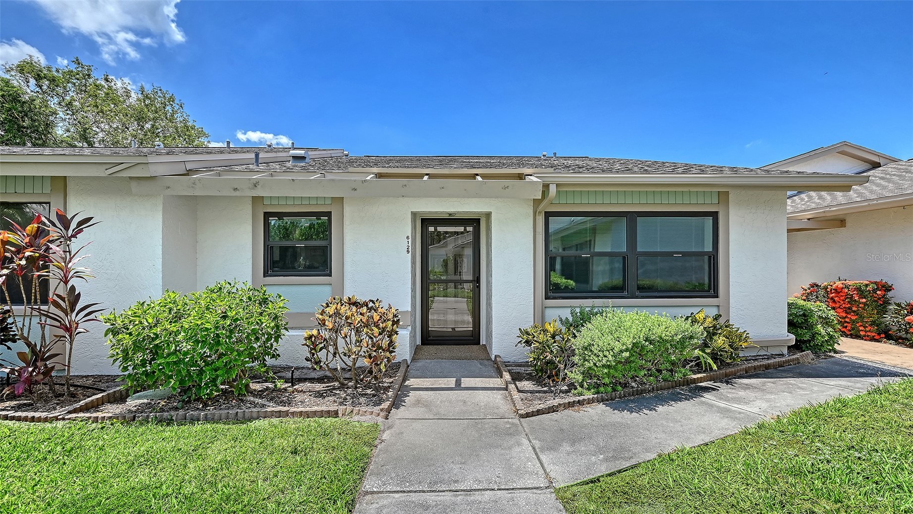 6129 HERITAGE LANE W 6129