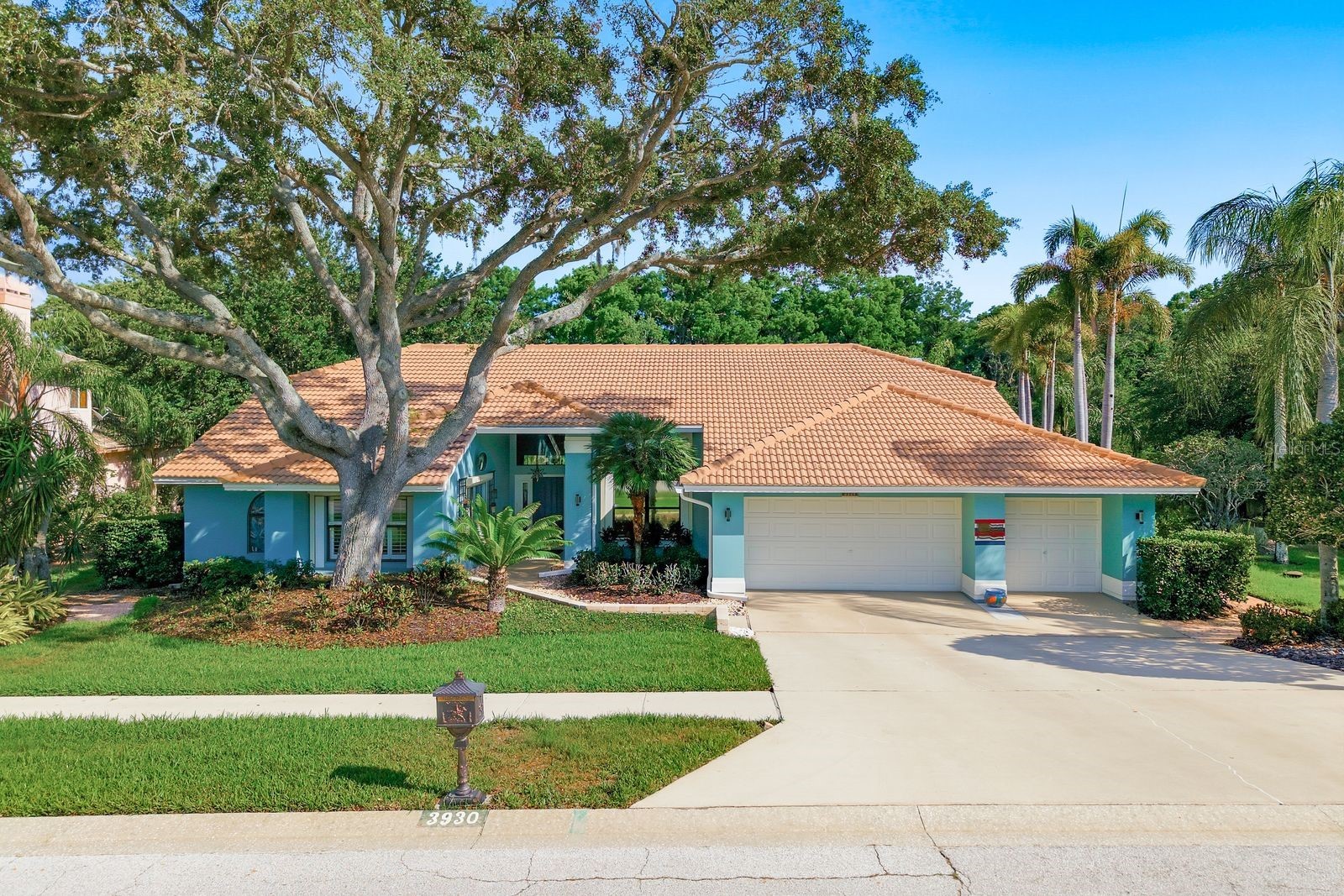 3930 TARIAN COURT