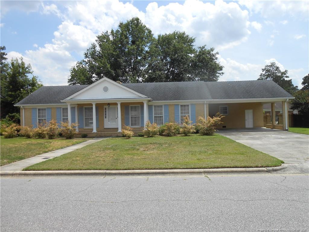 305 W 32 Street, Lumberton, NC 28358
