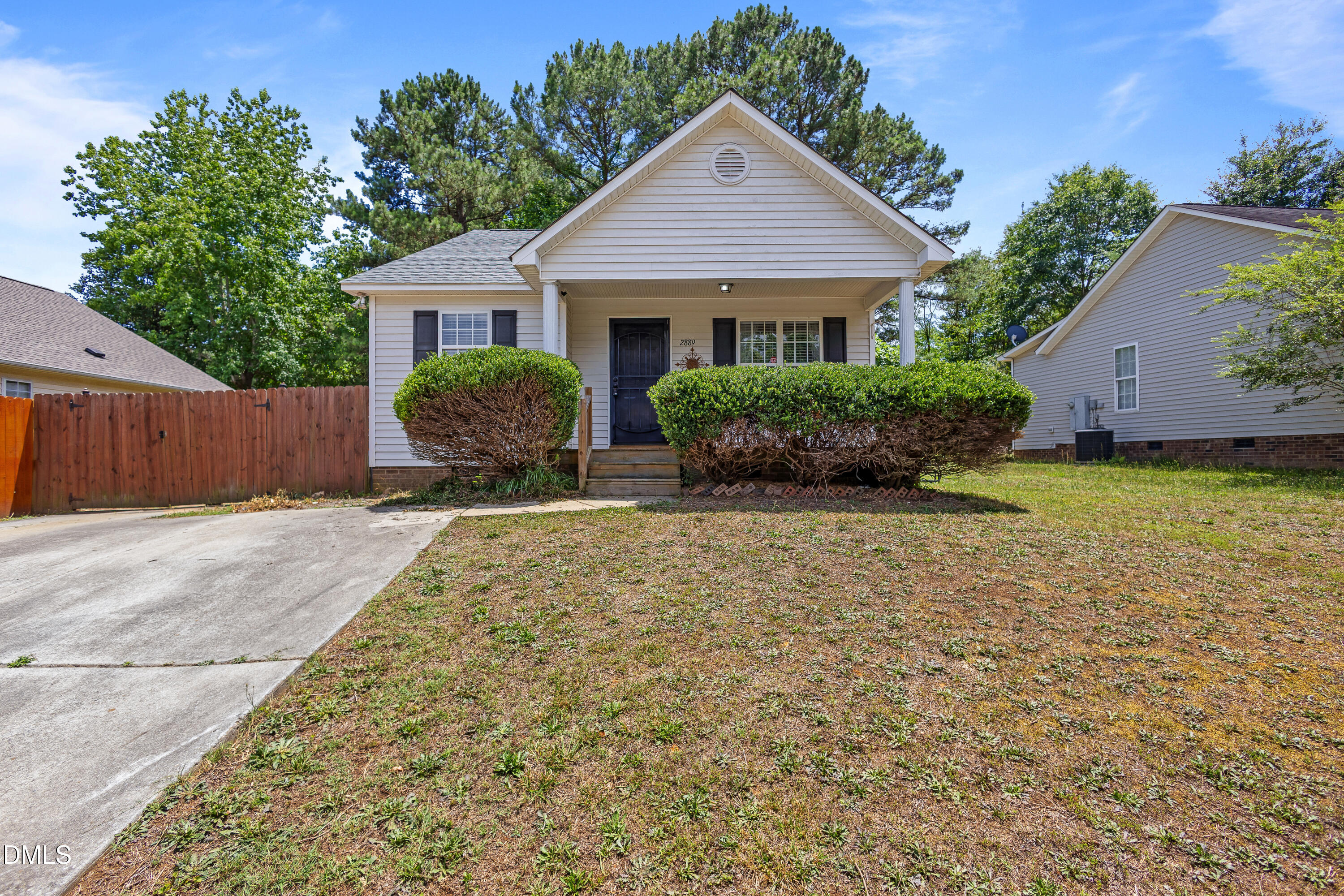 2889 Bennington Drive, Clayton, NC 27520