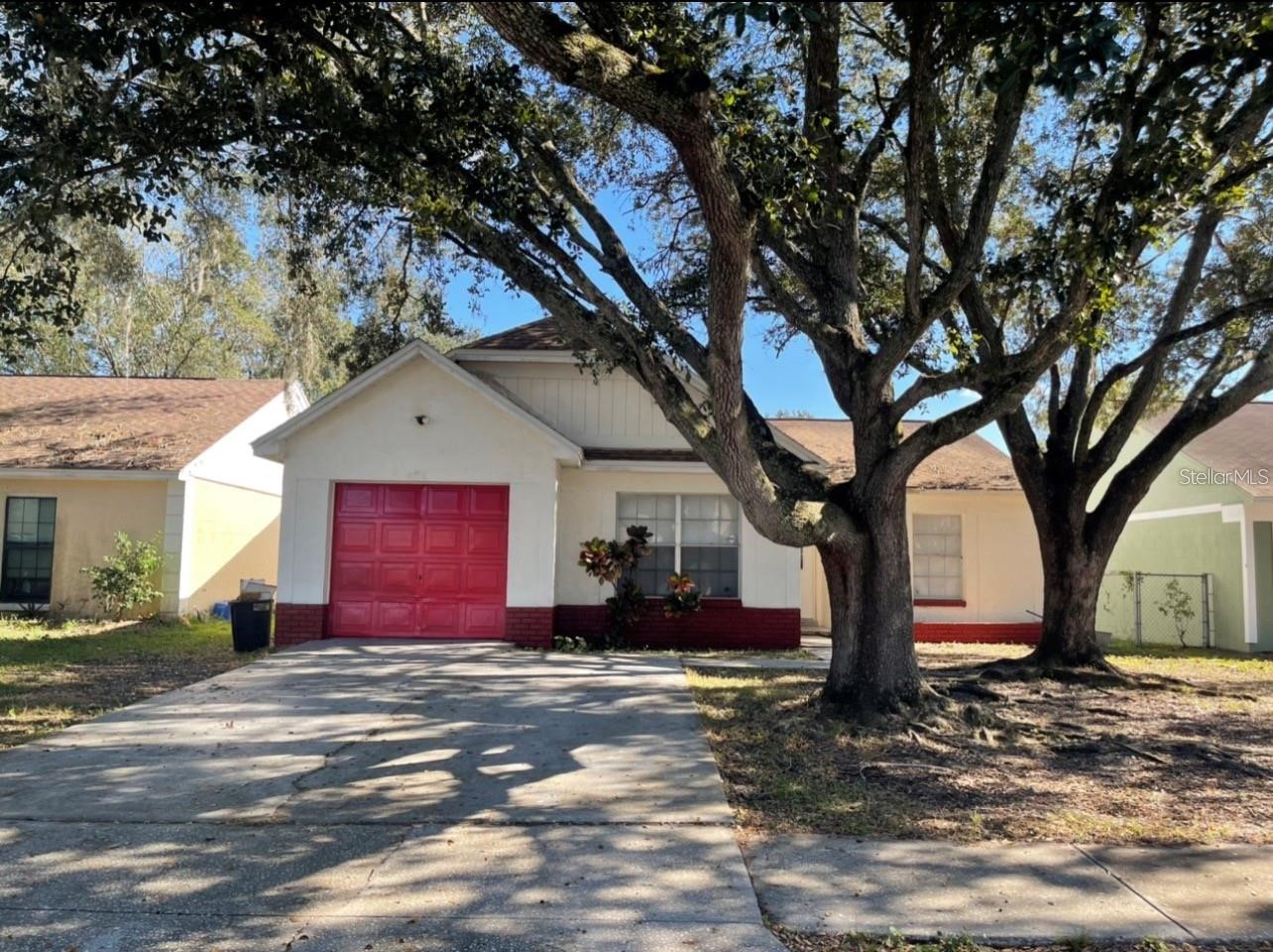 8211 CLERMONT STREET