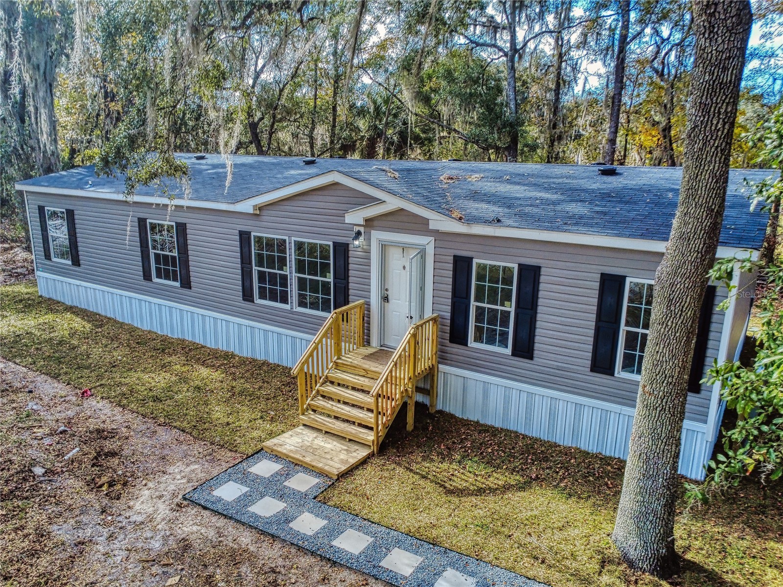 4300 NE 175TH STREET ROAD