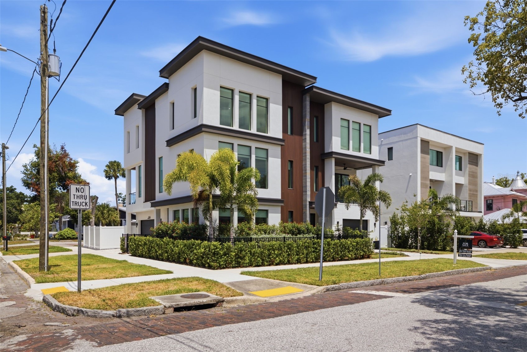 2502 N HIGHLAND AVENUE 1
