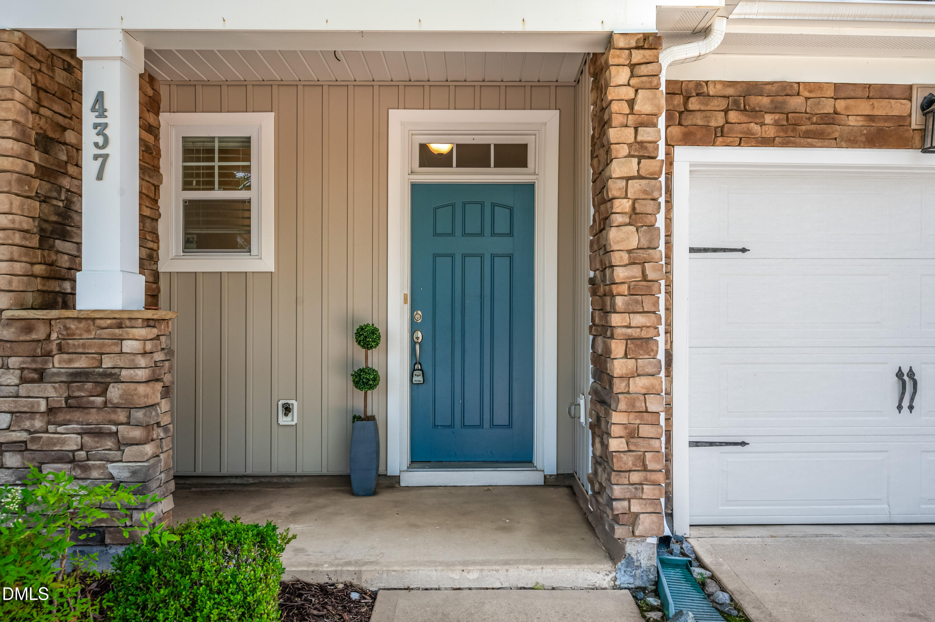 437 Christian Creek Place, Cary, NC 27519