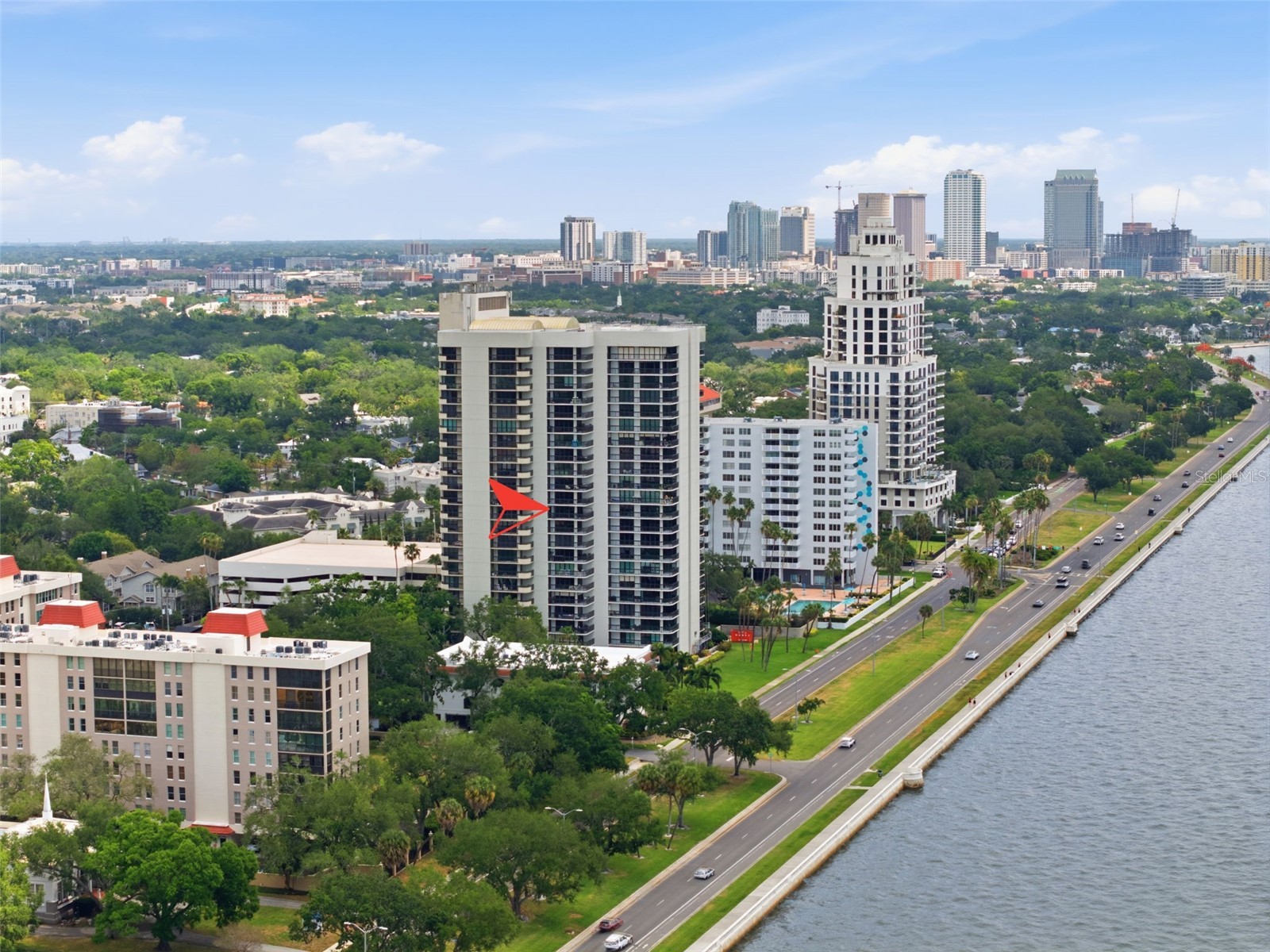2413 BAYSHORE BOULEVARD 1004