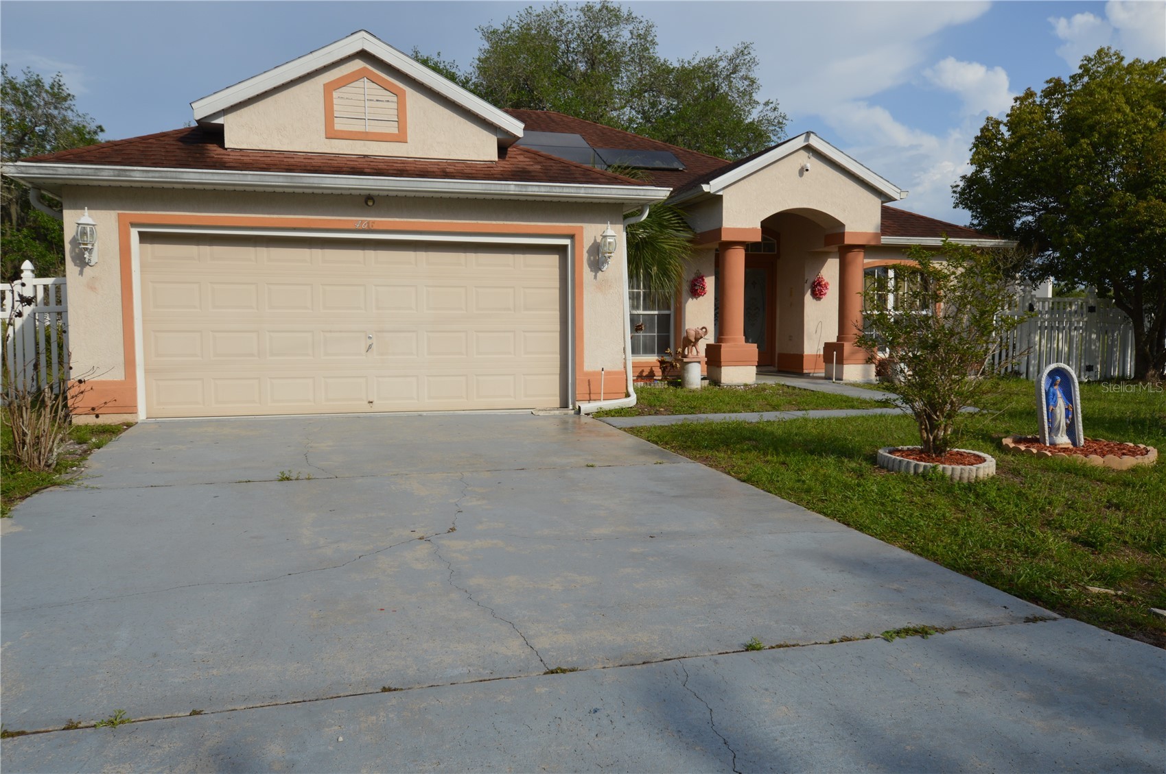 46 CORDONA DRIVE