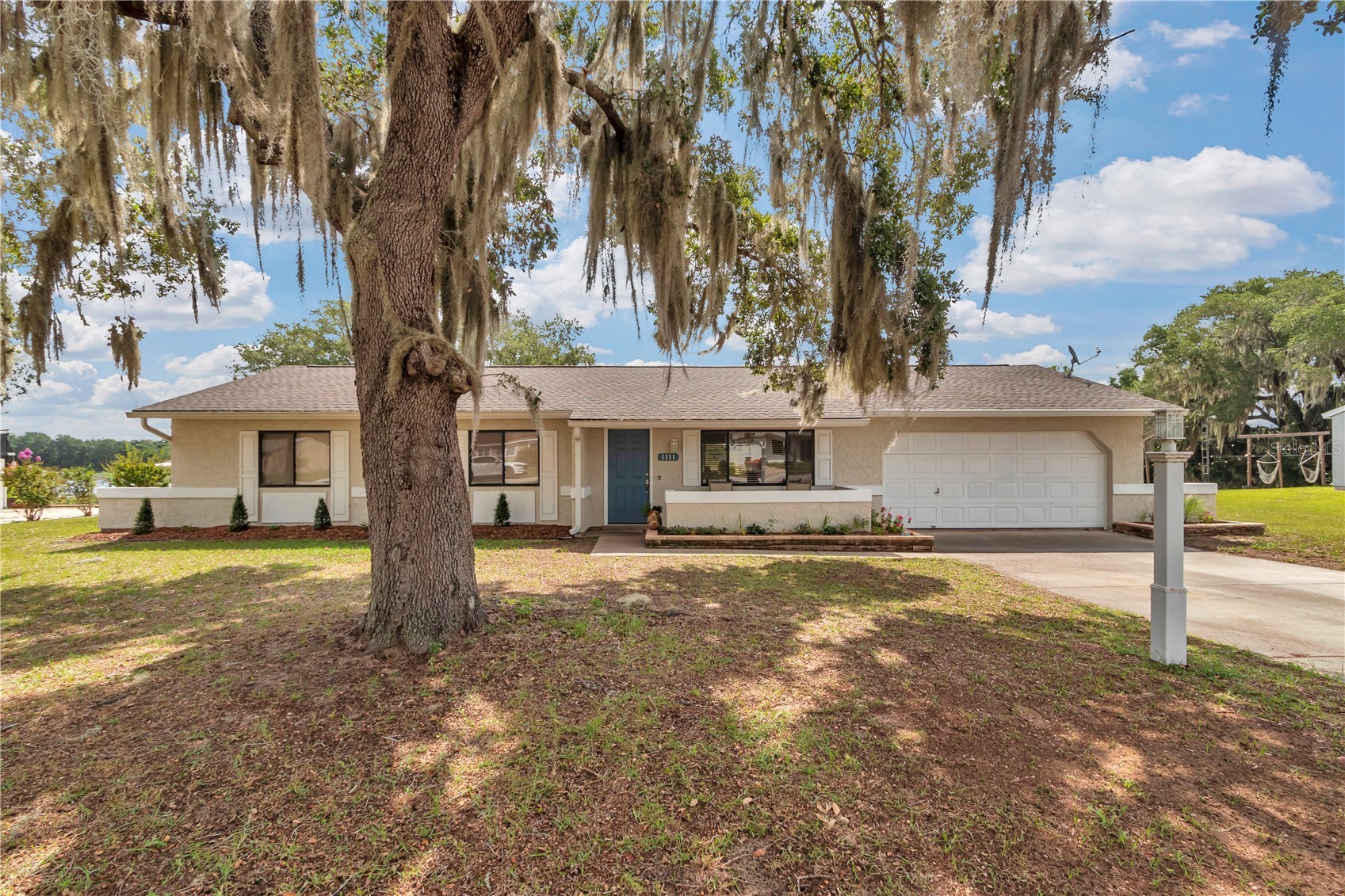 1111 HICKORY ROAD