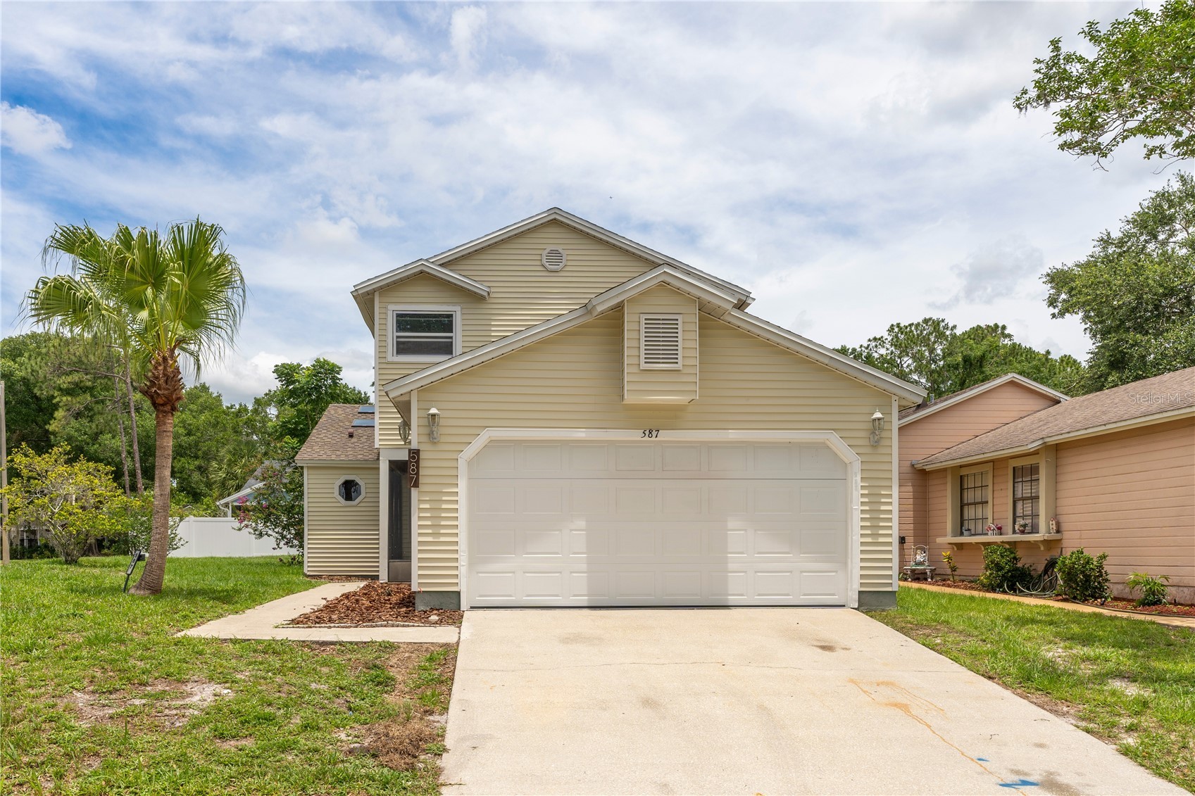 587 PORTLAND CIRCLE