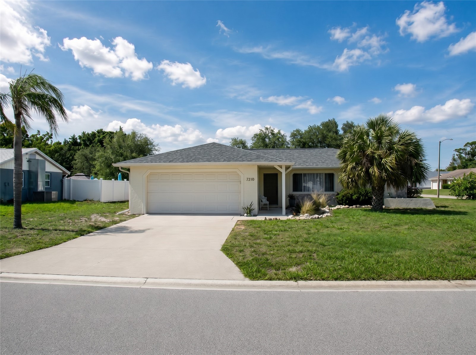 7210 8TH AVENUE LOOP W