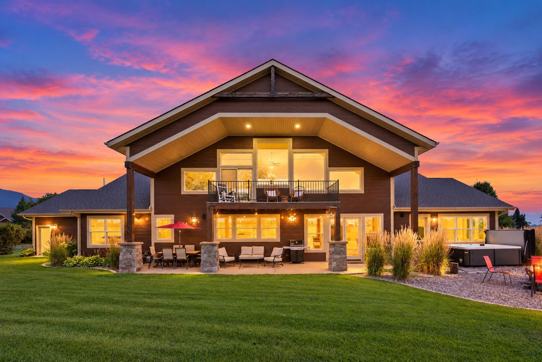 36 Gray Hawk Court