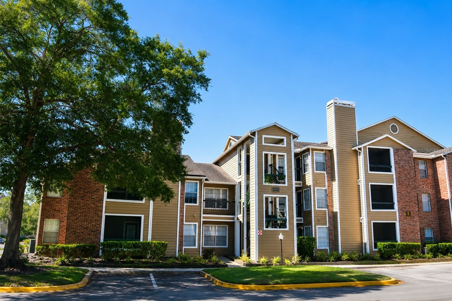 4200 THORNBRIAR LANE E-306