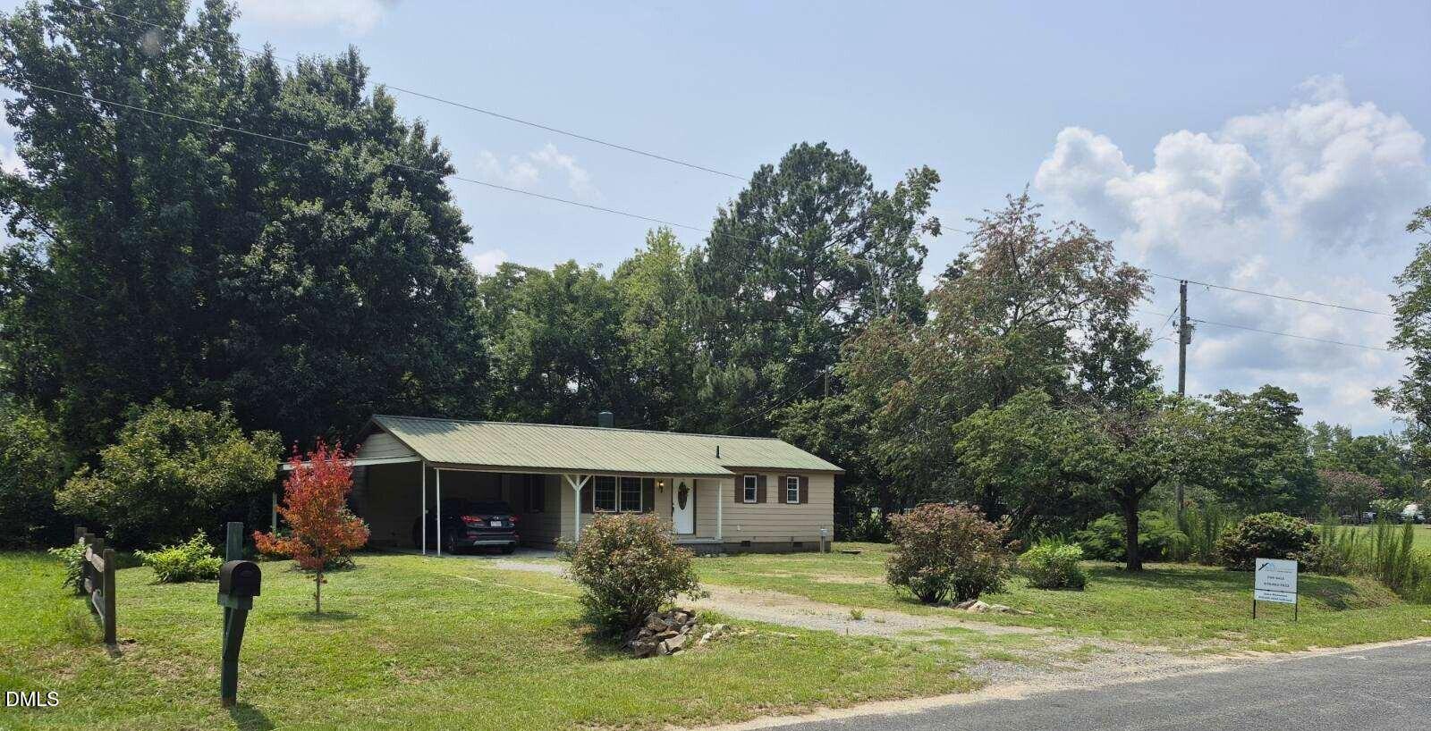 935 Maynard Road, Godwin, NC 28344