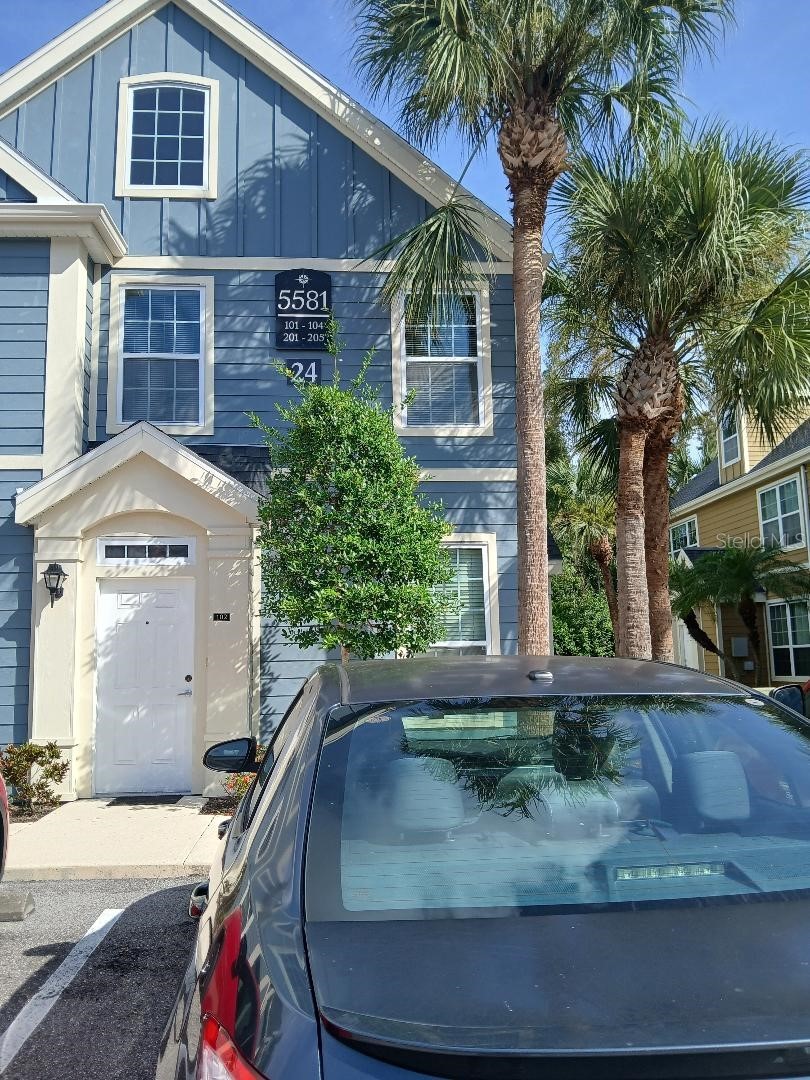 5581 ROSEHILL ROAD # 203