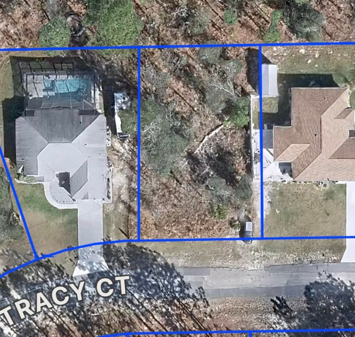 2710 W TRACY COURT