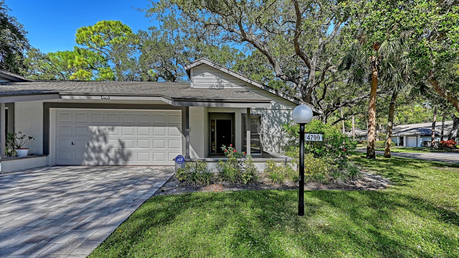 4799 OAK FOREST DRIVE W 43