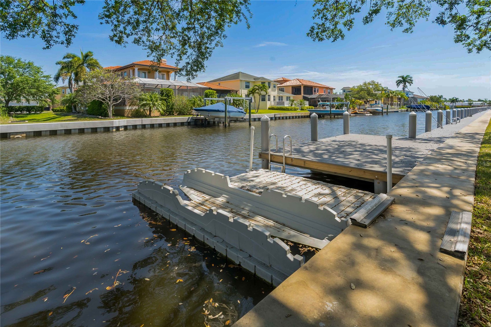 340 MOORINGS COVE DRIVE 3G