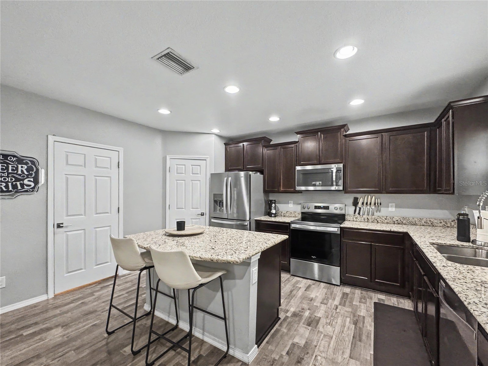 4842 CHATTERTON WAY