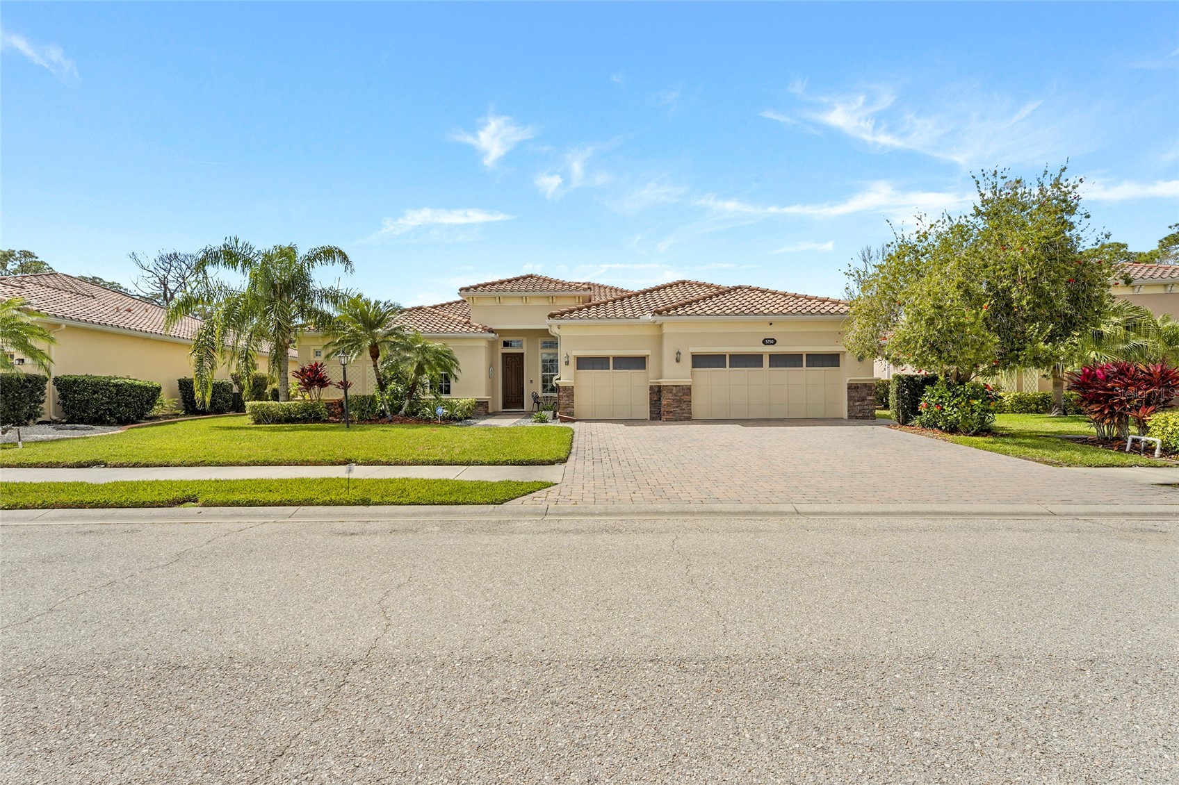 5750 ROCK DOVE DRIVE