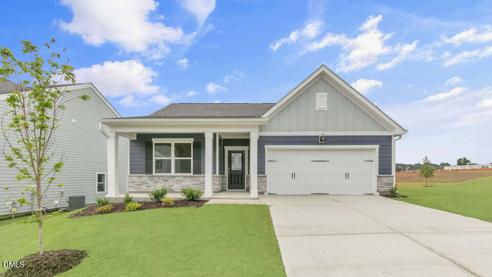 846 Comice Pear Way, Willow Springs, NC 27592