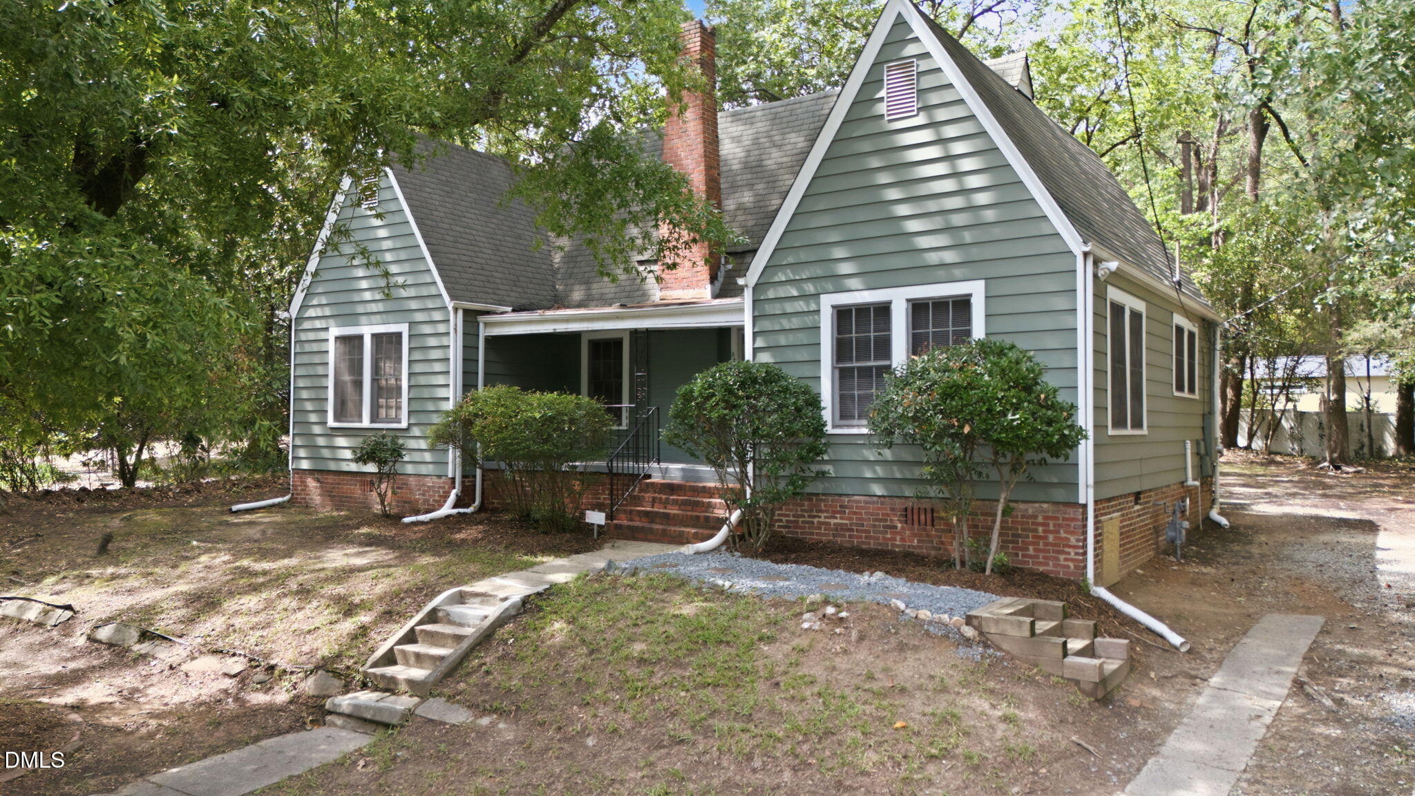820 W Knox Street, Durham, NC 27701