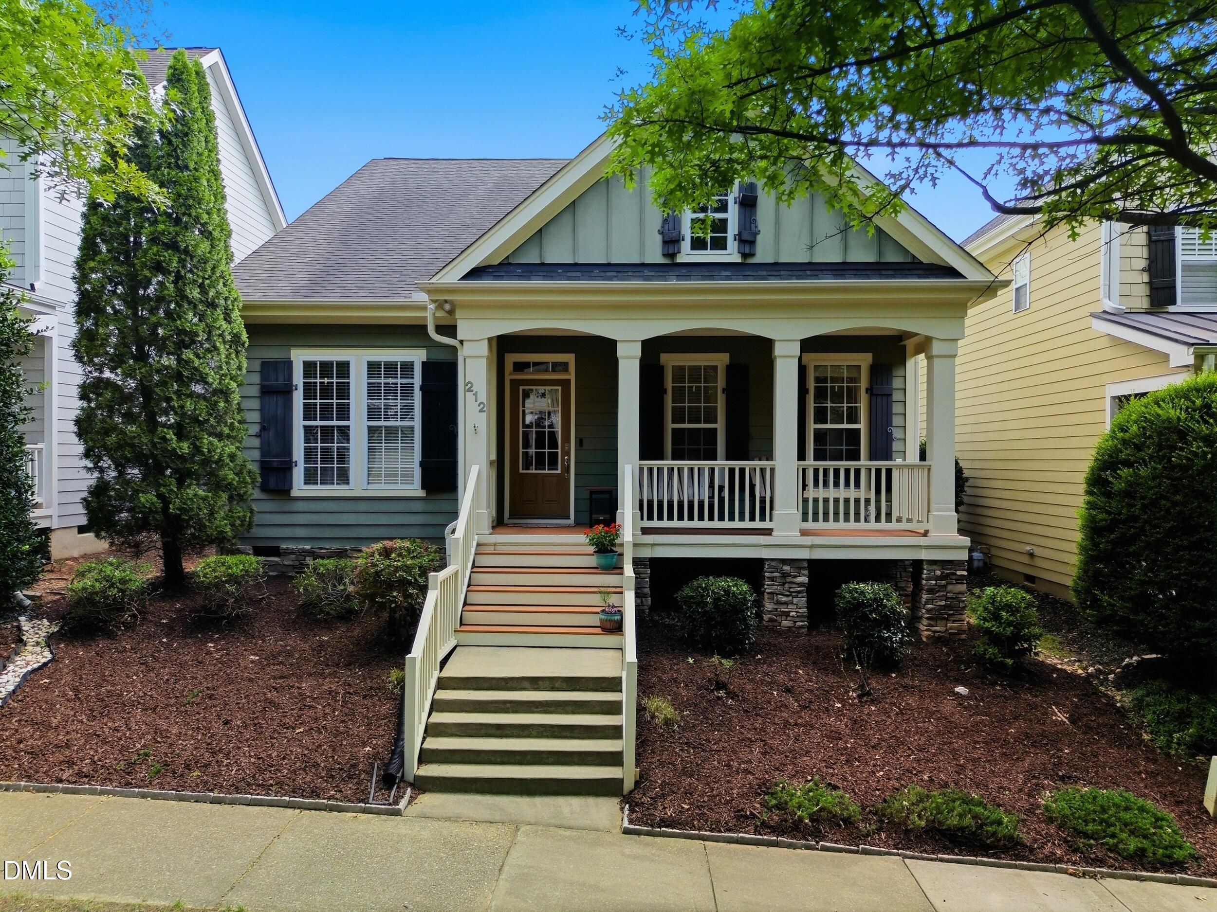 212 Thorndale Drive, Holly Springs, NC 27540