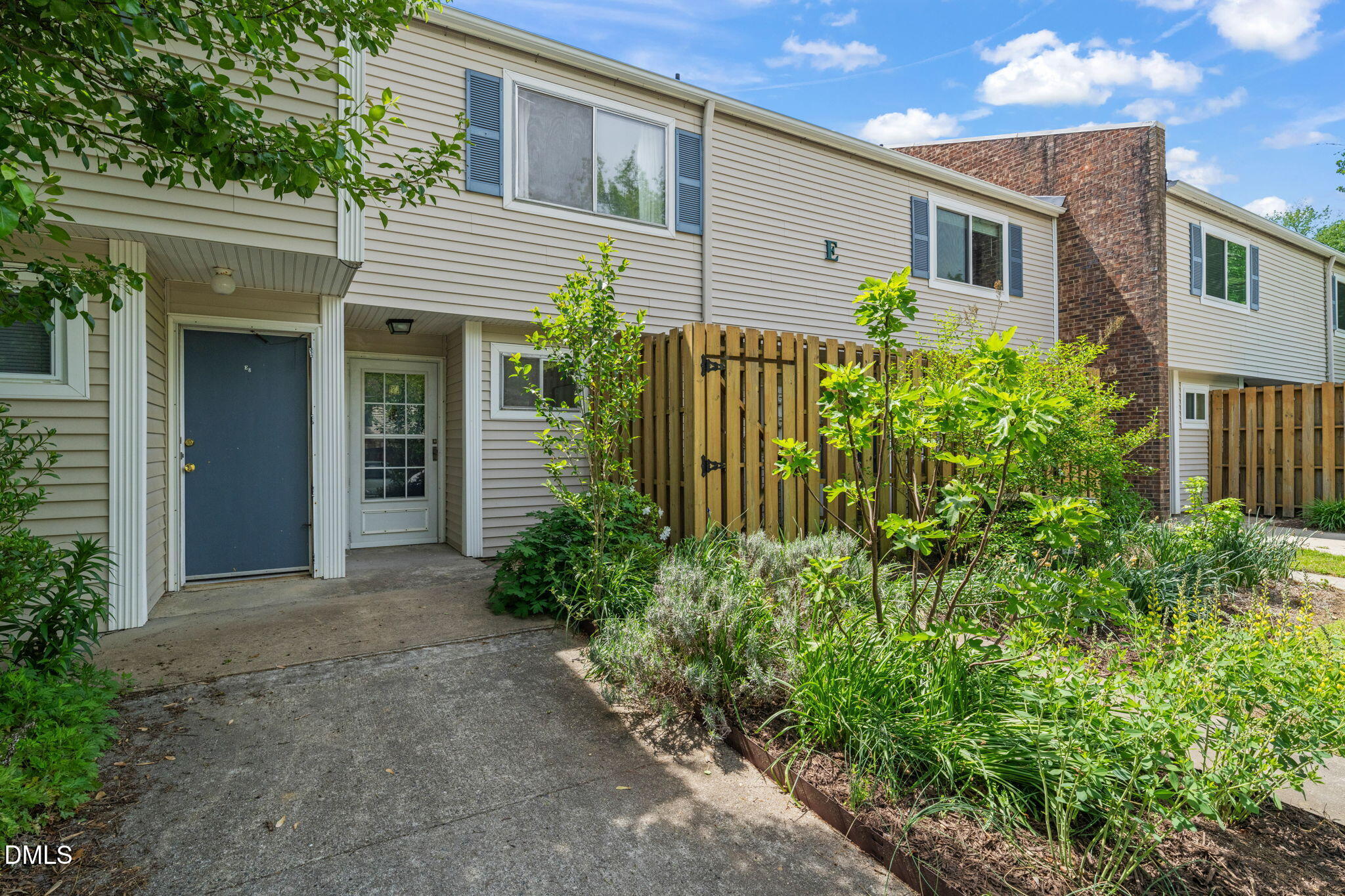 220 Elizabeth Street Apt E7, Chapel Hill, NC 27514