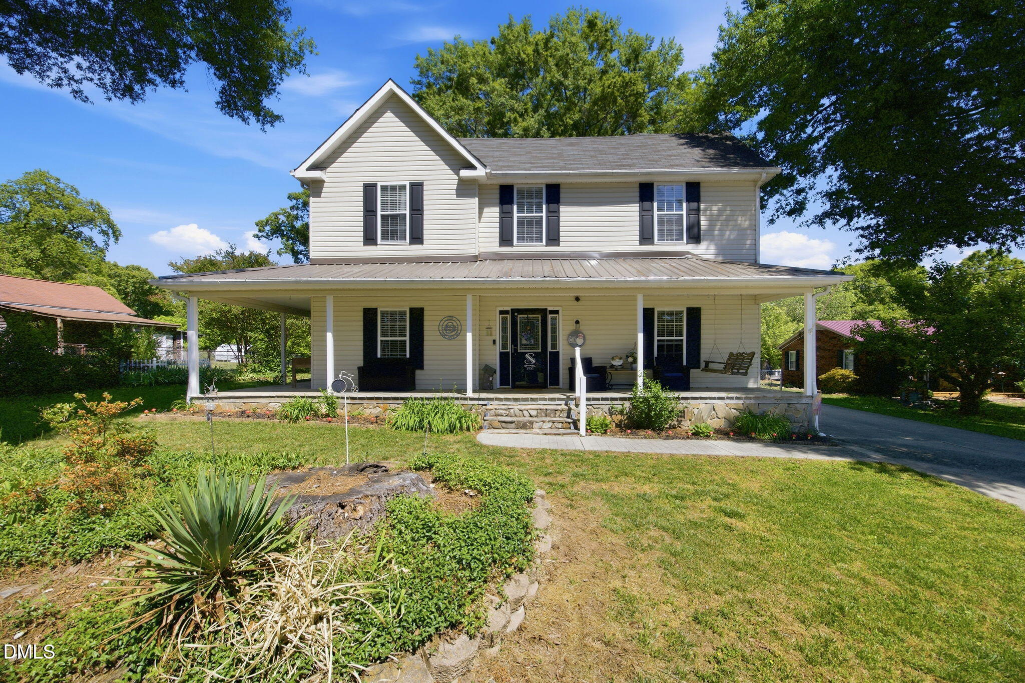 206 Third Avenue SE, Taylorsville, NC 28681