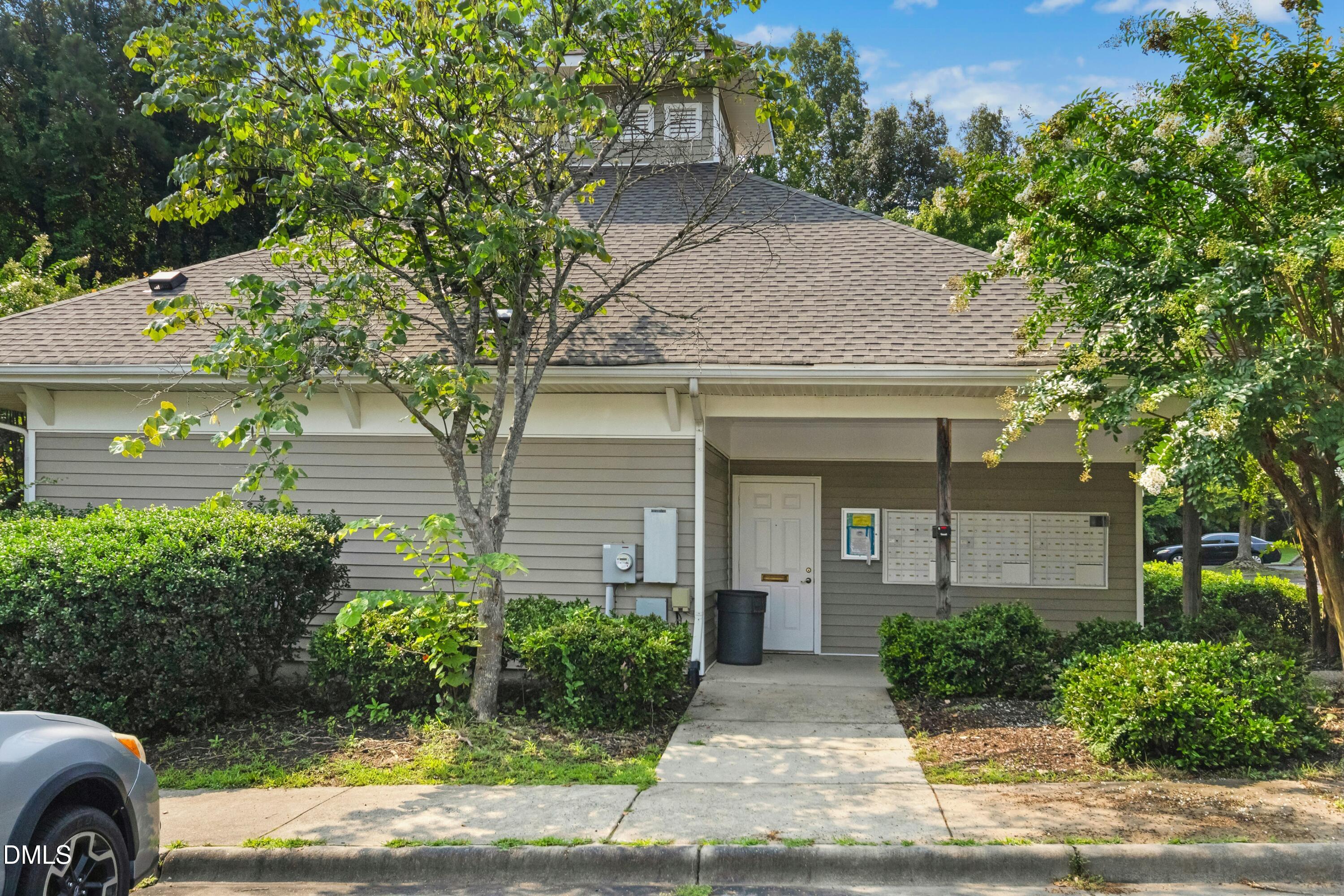 303 Smith Level Road C12, Chapel Hill, NC 27516