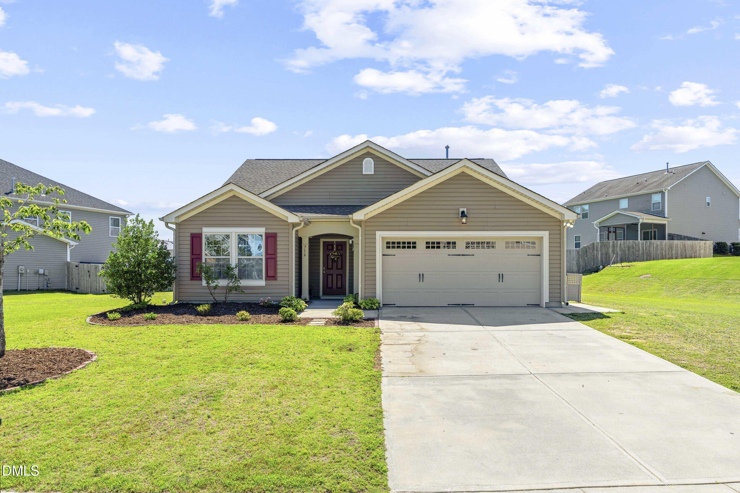 716 Harvest Point Drive, Fuquay Varina, NC 27526