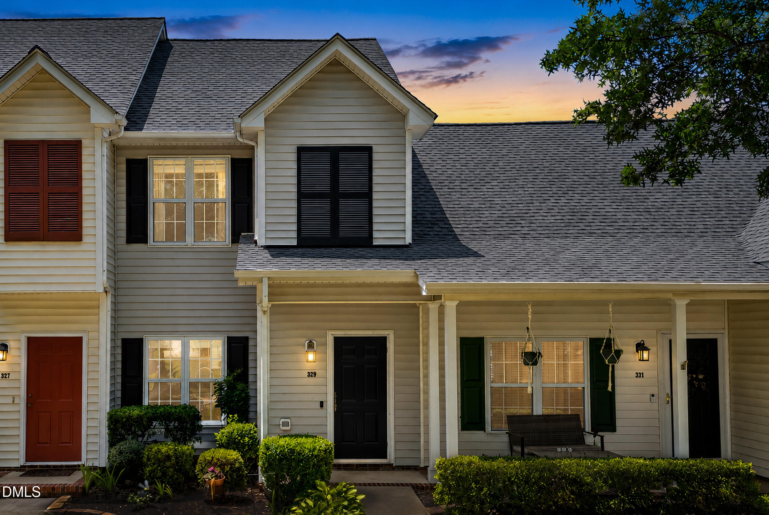 329 Commons Drive, Holly Springs, NC 27540