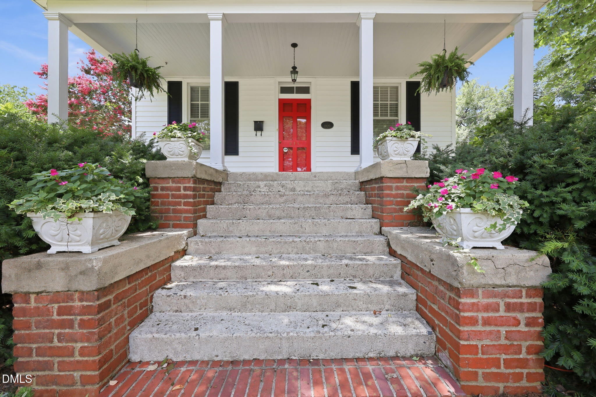 211 Barnette Avenue, Roxboro, NC 27573