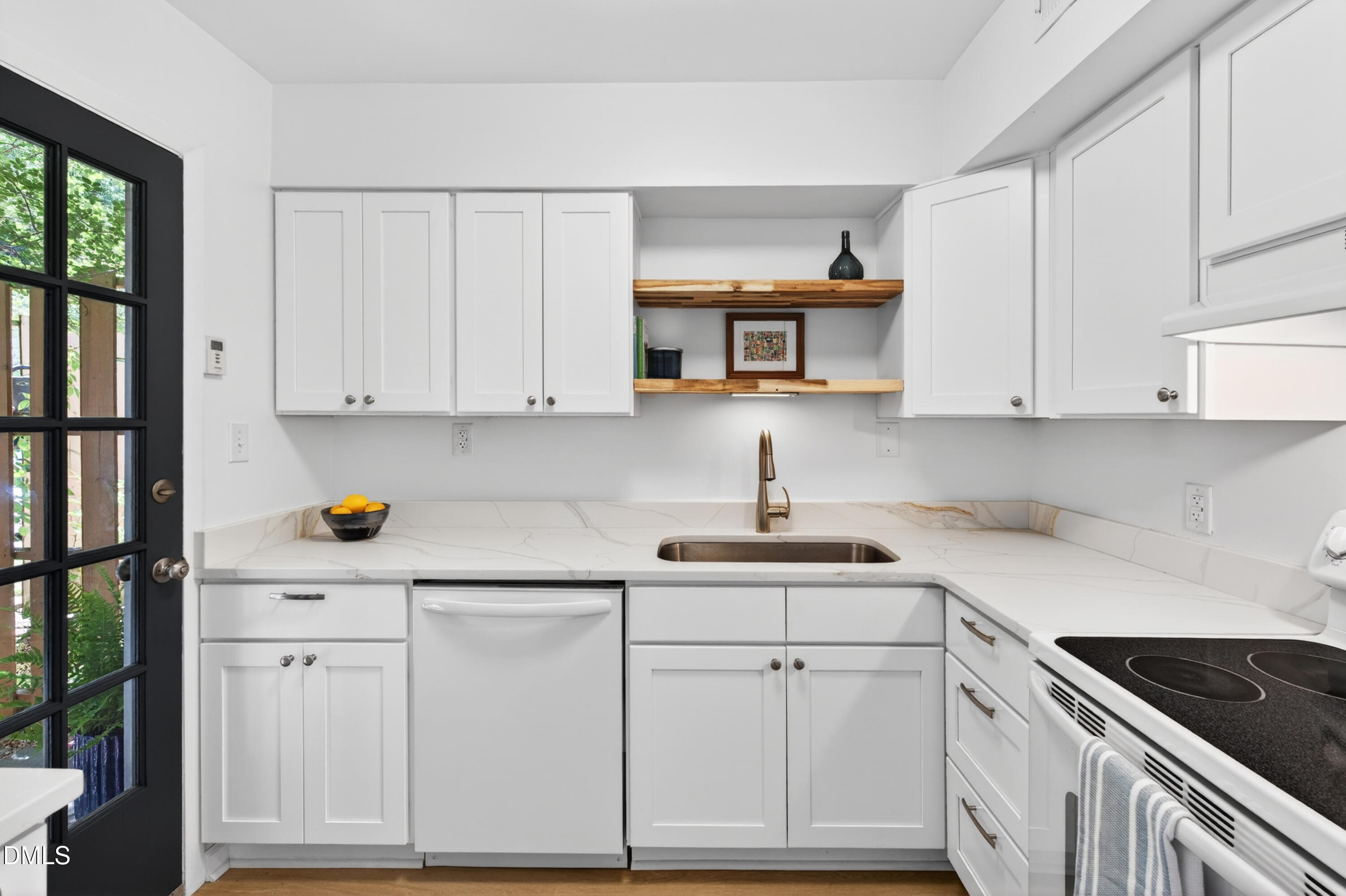 220 Elizabeth Street B4, Chapel Hill, NC 27514