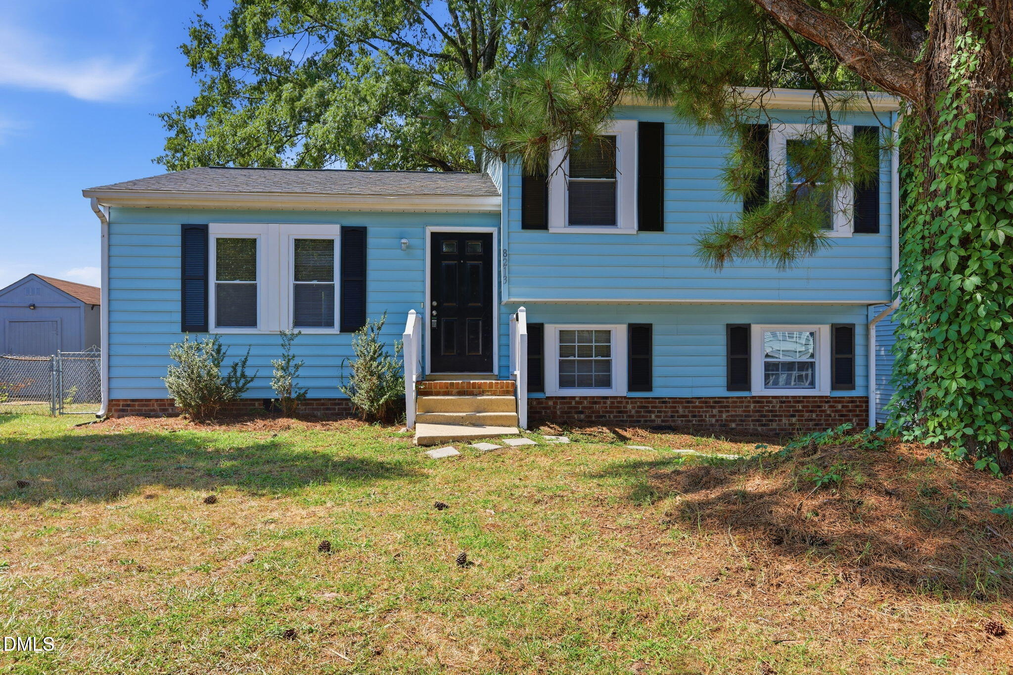 8213 Wynewood Court, Raleigh, NC 27616
