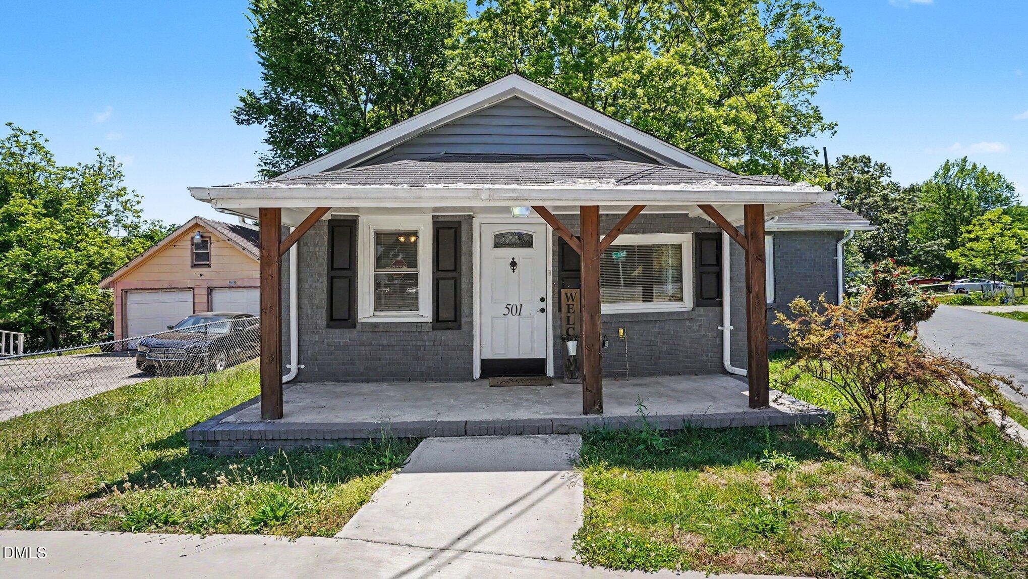 501 Apple Street, Burlington, NC 27217