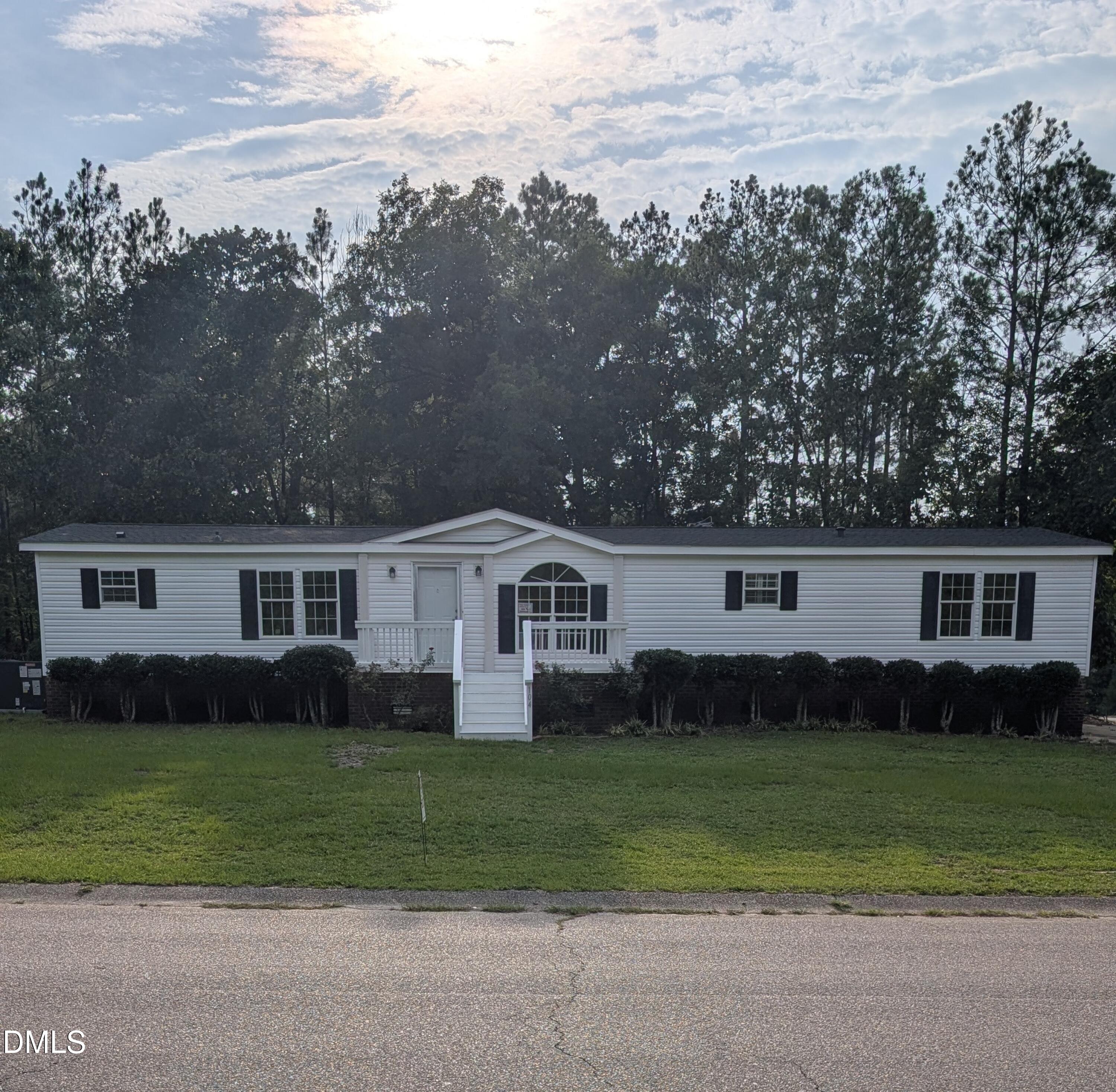 104 Franklin Road, Raeford, NC 28376