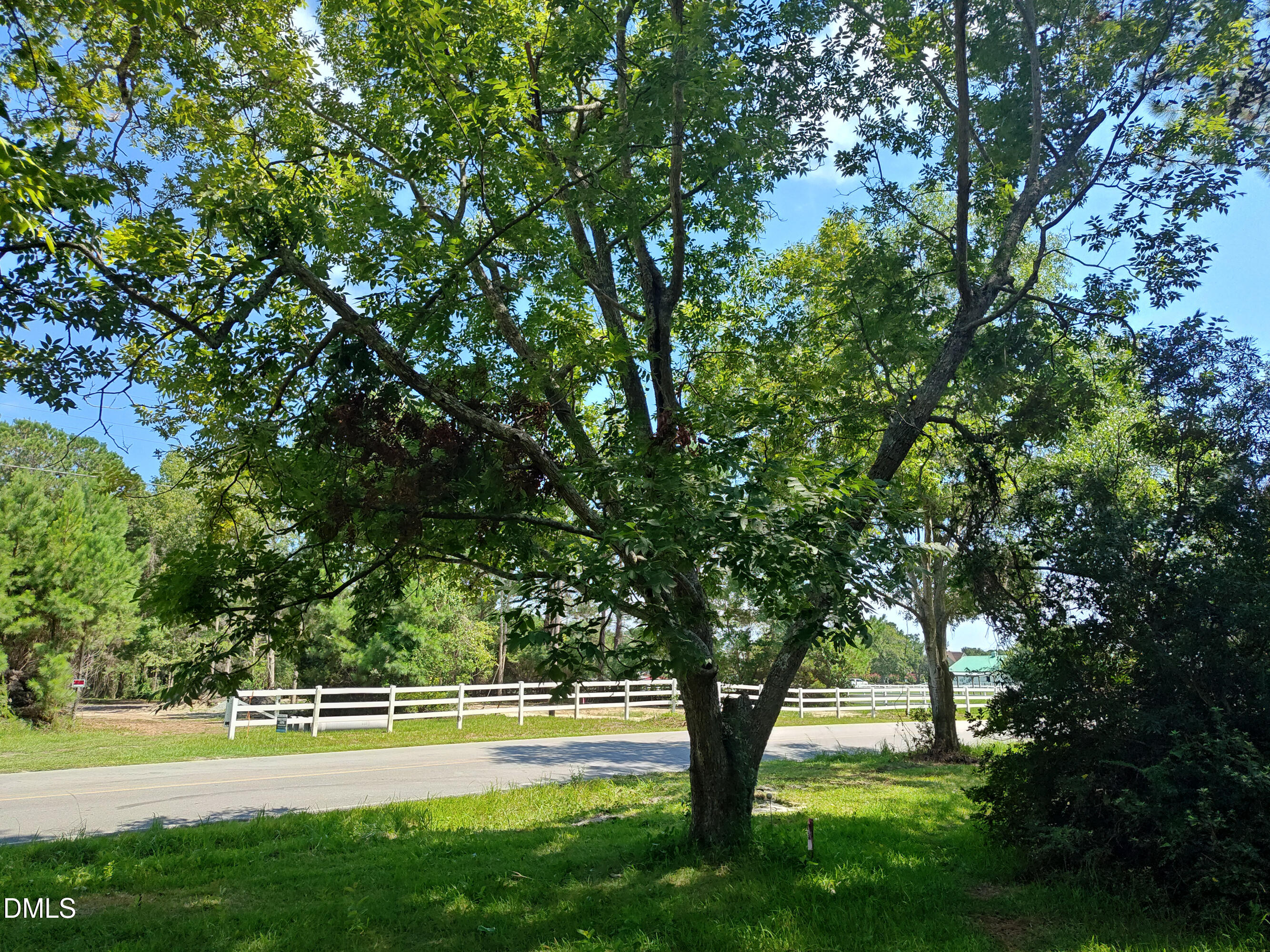 150 Clay Hill Road, Sneads Ferry, NC 28460