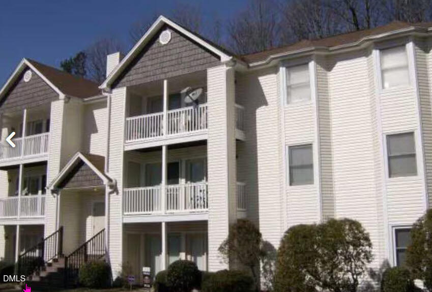 2328 W Vandalia Road D, Greensboro, NC 27407