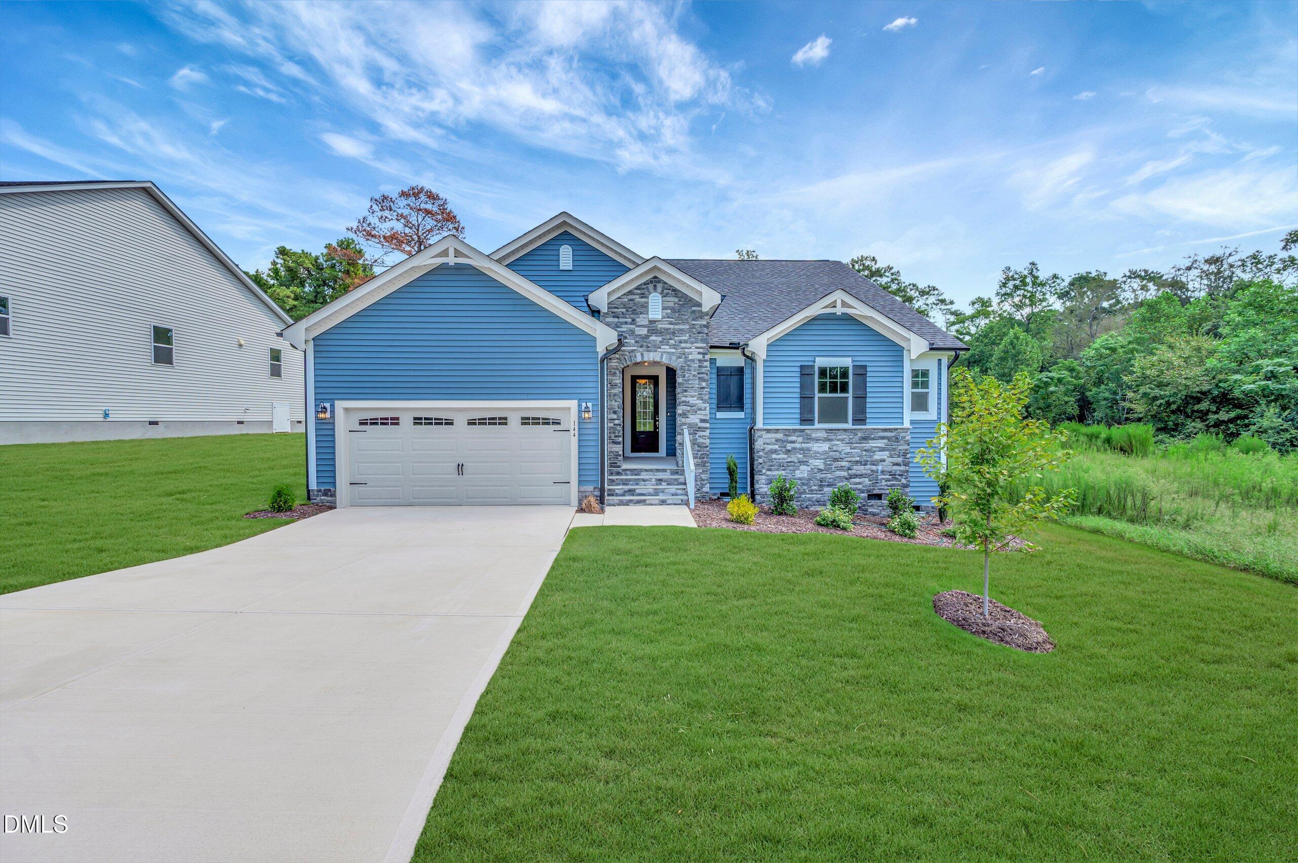 144 Golfview Avenue, Benson, NC 27504