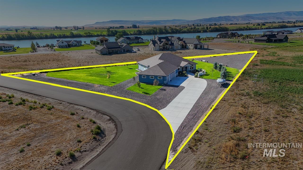 377 Skyline Dr, Rupert ID 83350