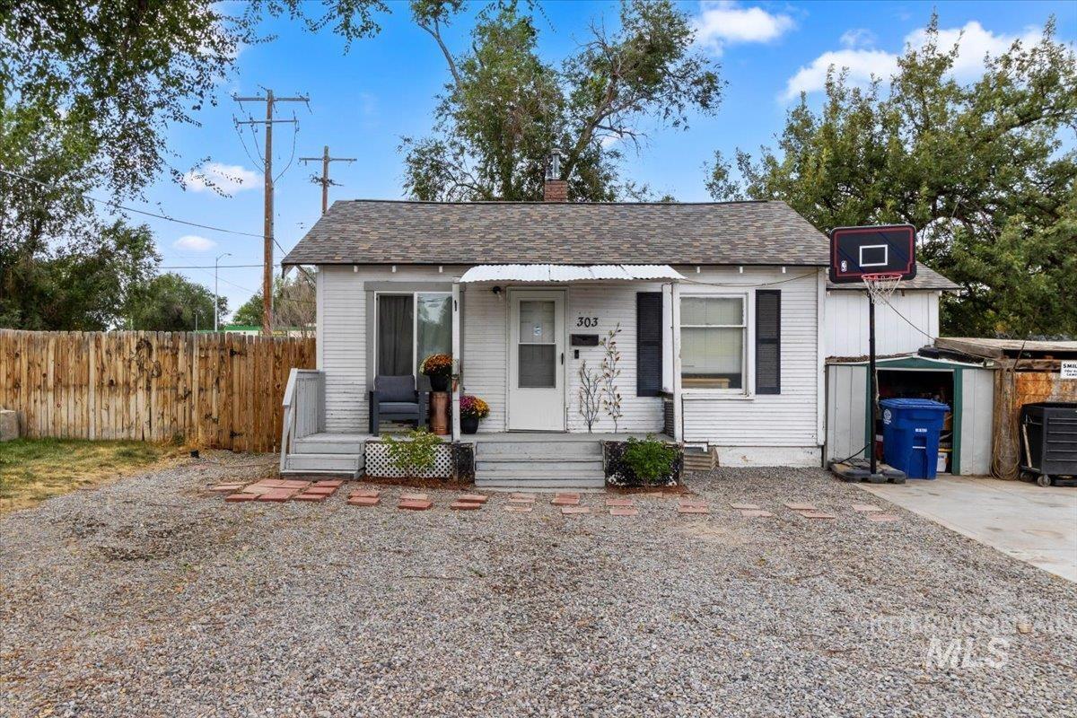 303 Adams St, Twin Falls ID 83301