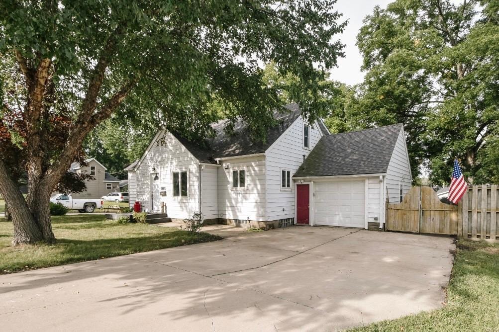 980 S Main Street, Zumbrota, MN 55992