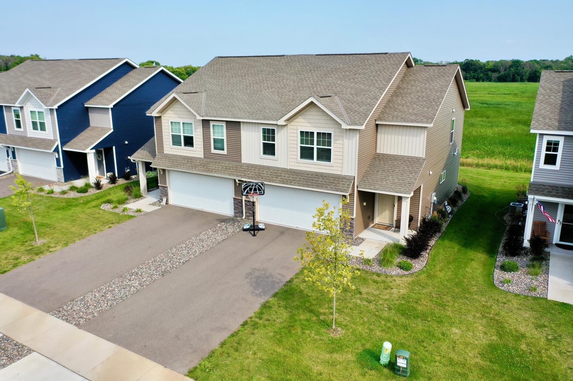 19411 136th Avenue N, Rogers, MN 55374