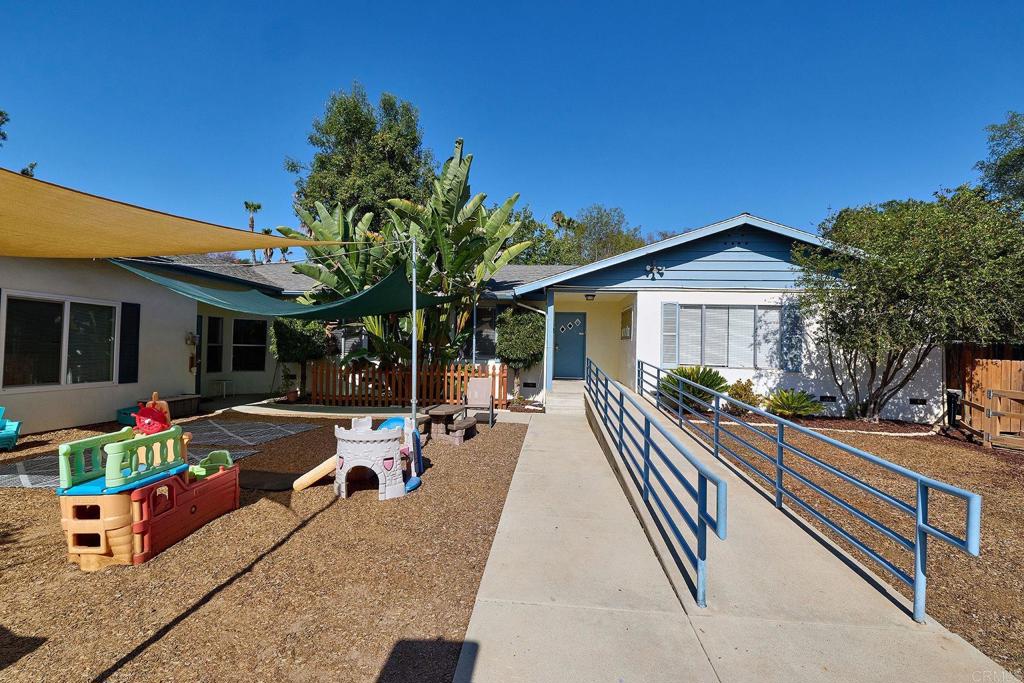 2017 Felicita Road